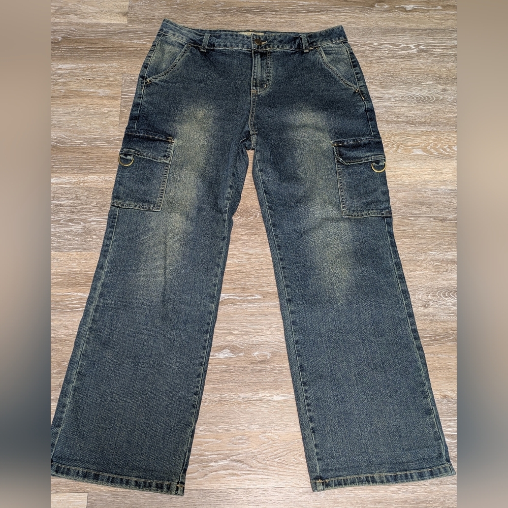 Hybrid Women's Cargo Jeans